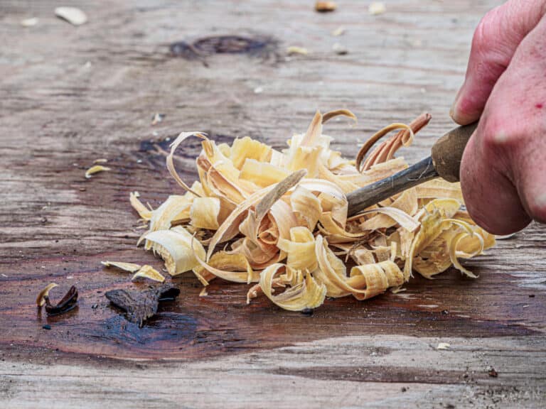 uberleben zunden ferro rod in fatwood shavings