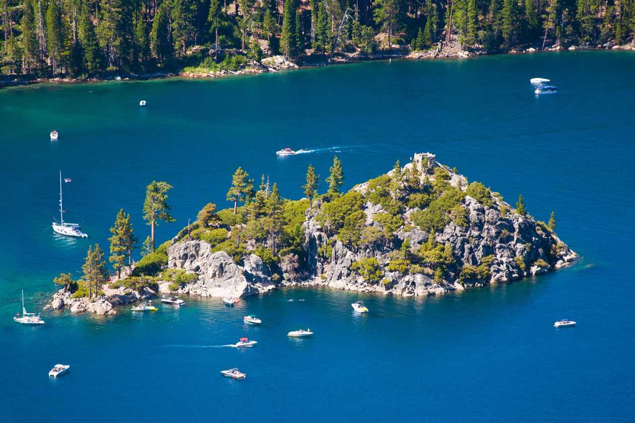 boating-lake-tahoe-camping-05-2022