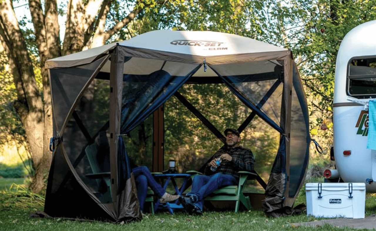 screen-shelter-how-to-repel-bugs-when-camping-05-2022 