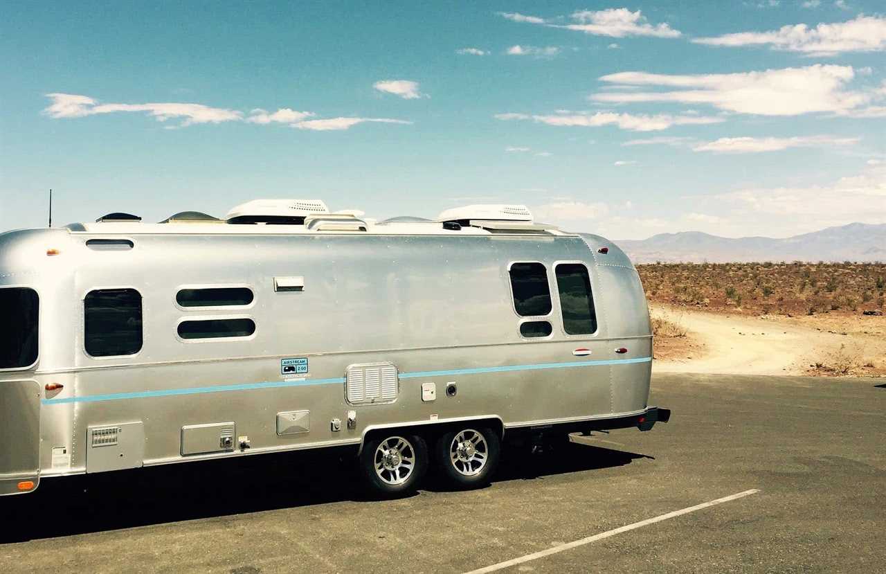 Photo Tripping America - Death Valley - Camping World
