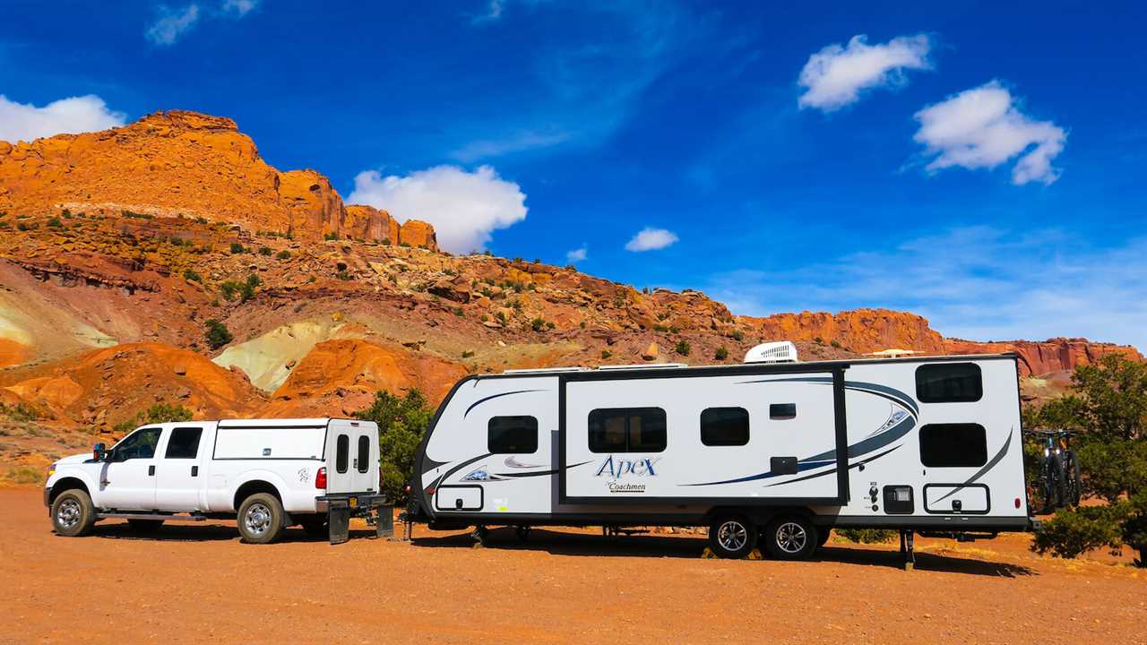 what-to-bring-guide-to-rving-capitol-reef-national-park-10-2022 