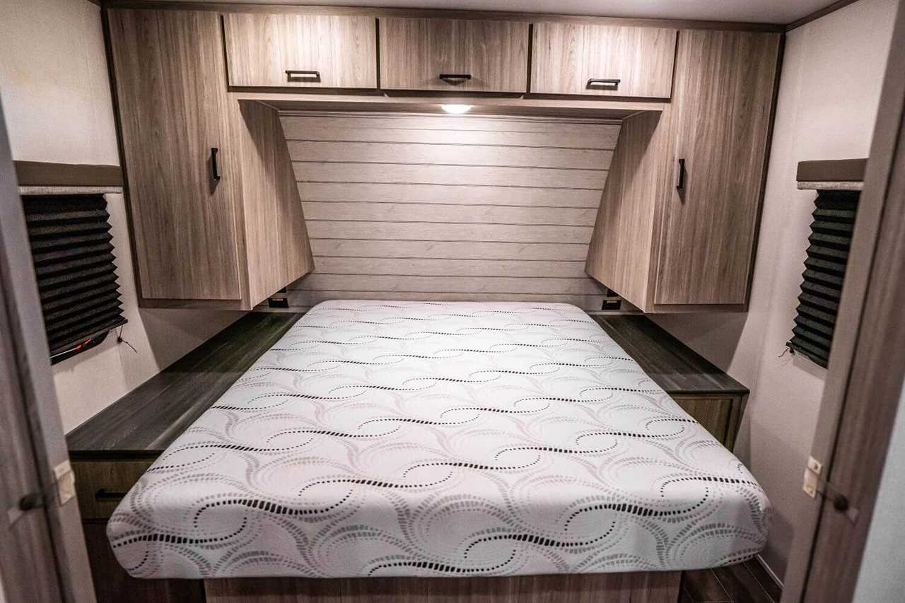 new-mattress-how-to-make-rv-bed-more-comfortable-11-2022 