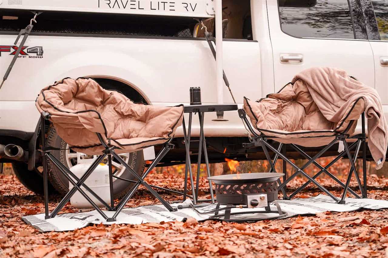 camp-chairs-coziest-campsite-setup-12-2022 