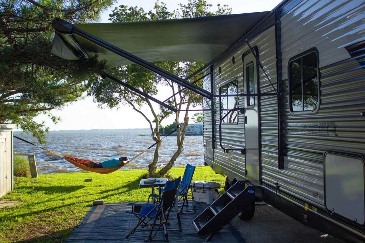 hammock-coziest-campsite-setup-12-2022 