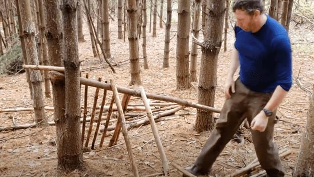 How to Build a Wilderness Survival Shelter [FREE BUSHCRAFT SKILLS: WILDERNESS SURVIVAL SHELTER CHECKLIST]
