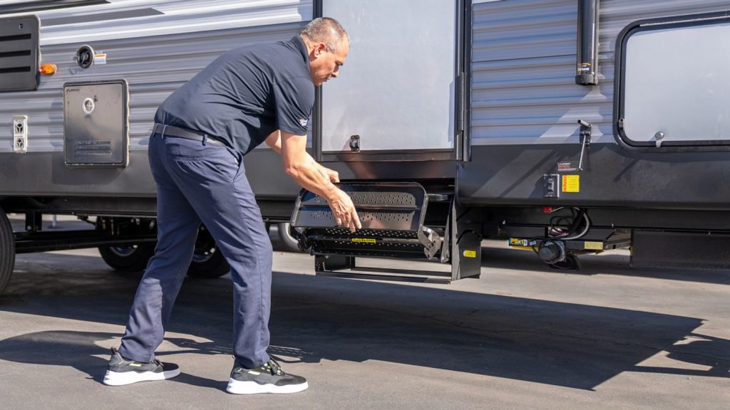 manual-guide-to-rv-steps-03-2023