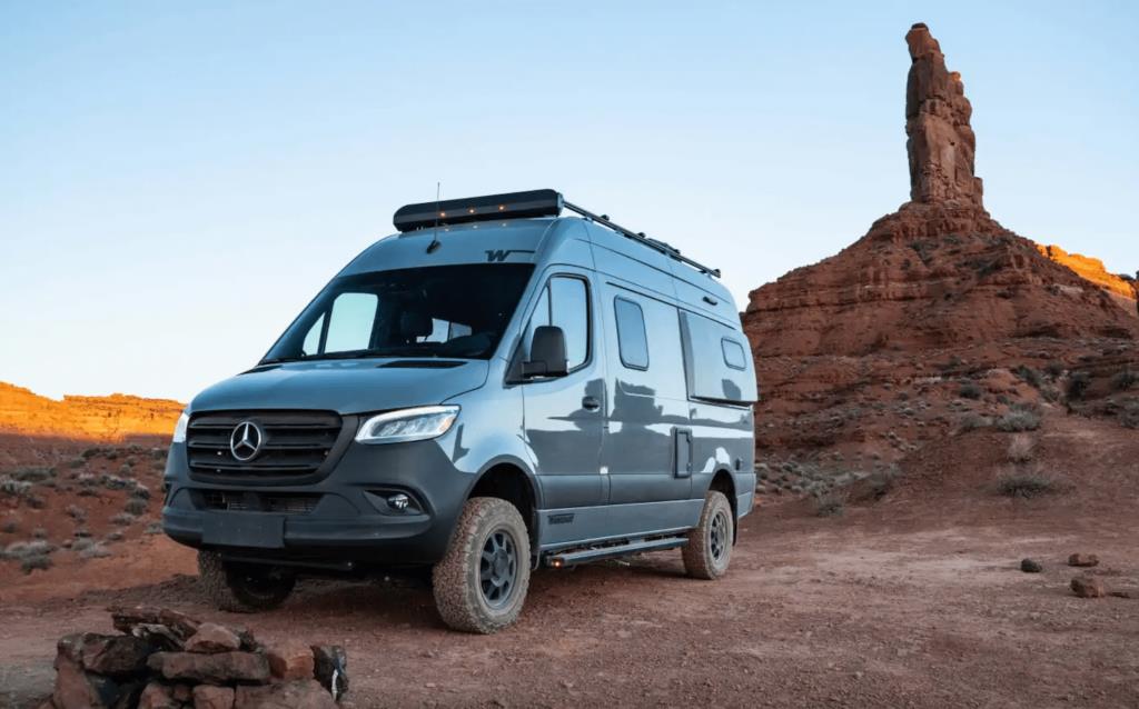 who-makes-best-class-b-rvs-on-a-mercedes-benz-chassis-06-2023 