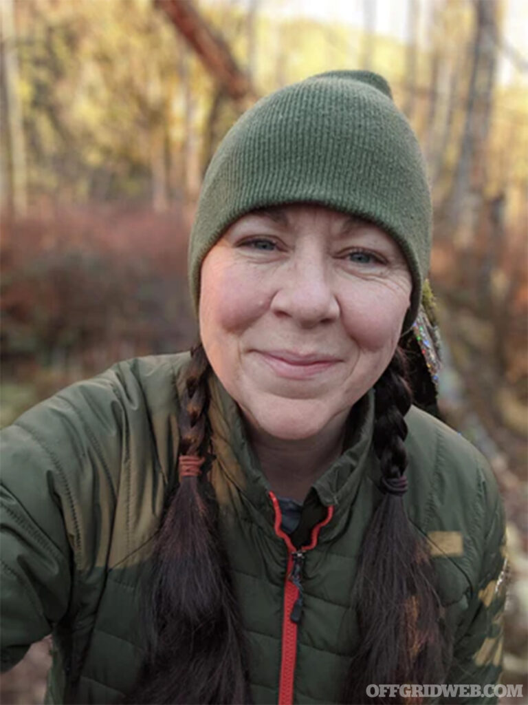 Outdoor photo of Heather Saulsbury.