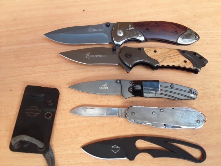 Mastiff Browning Gerber and a few no-name EDC knives