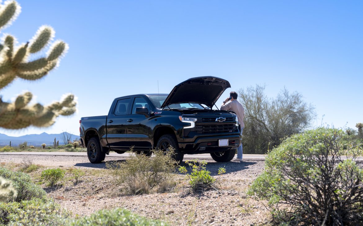 Why Every RVer Needs Both Tools and Roadside Assistance