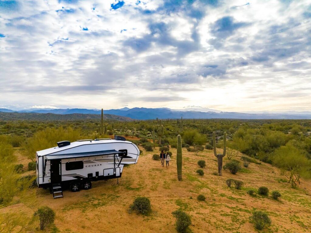 Keystone Cougar Sport 5th wheel in the desert.