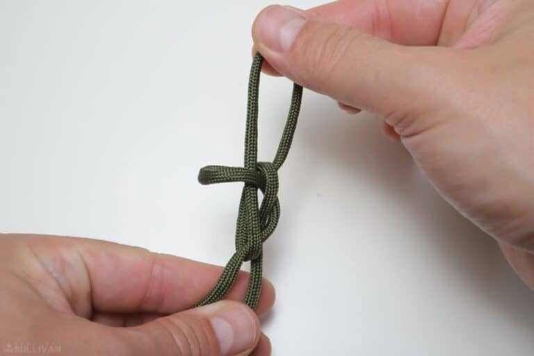 cross knot - pull topmost loop