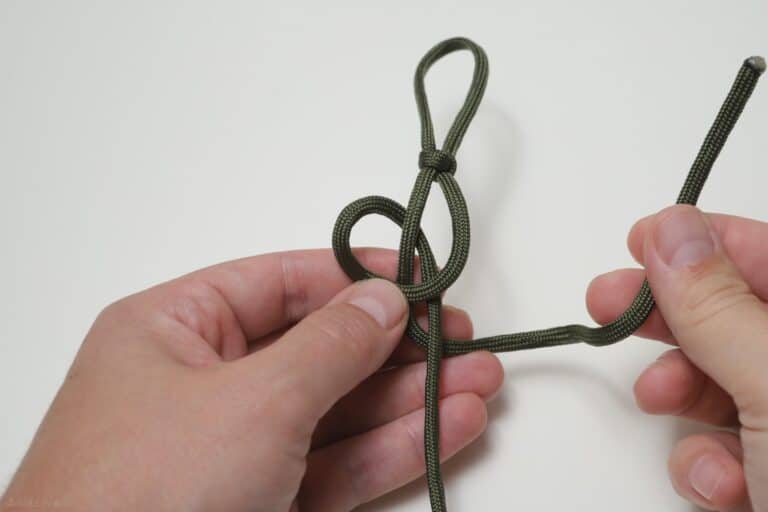 snake knot second take bring standing part to the right