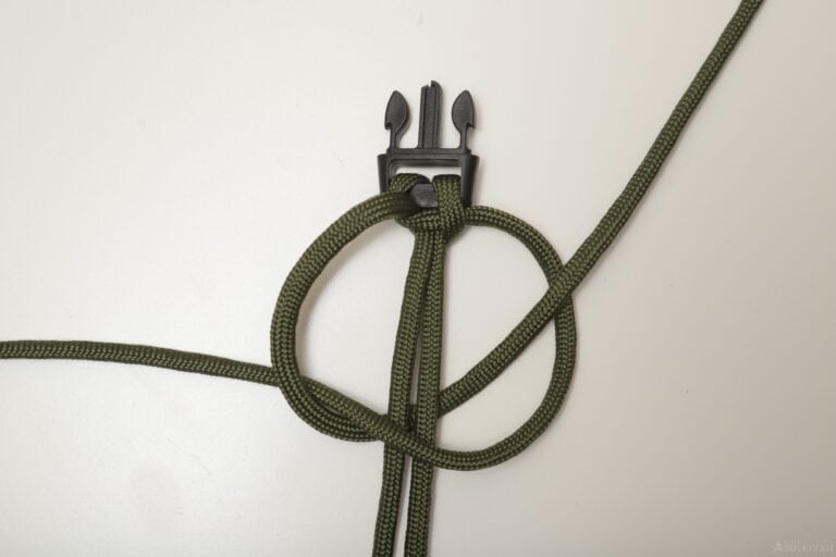 diy paracord bracelet making the second loop