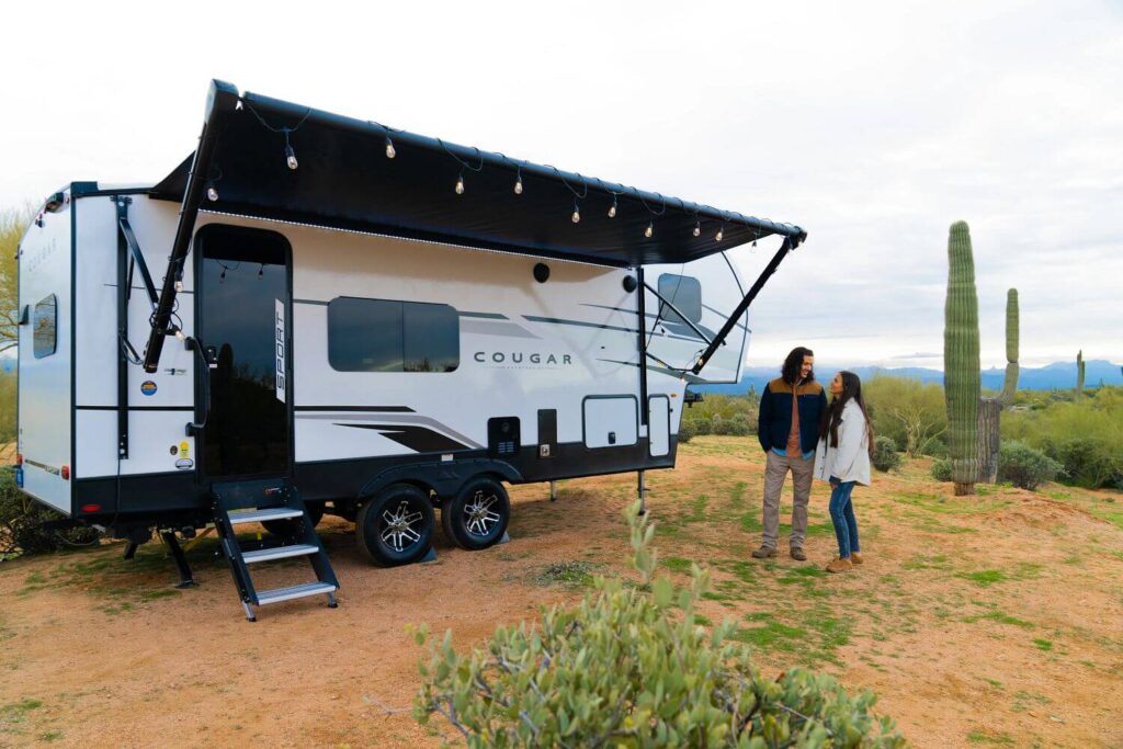 Outdoor camper lights on Keystone Cougar Sport fifth wheel