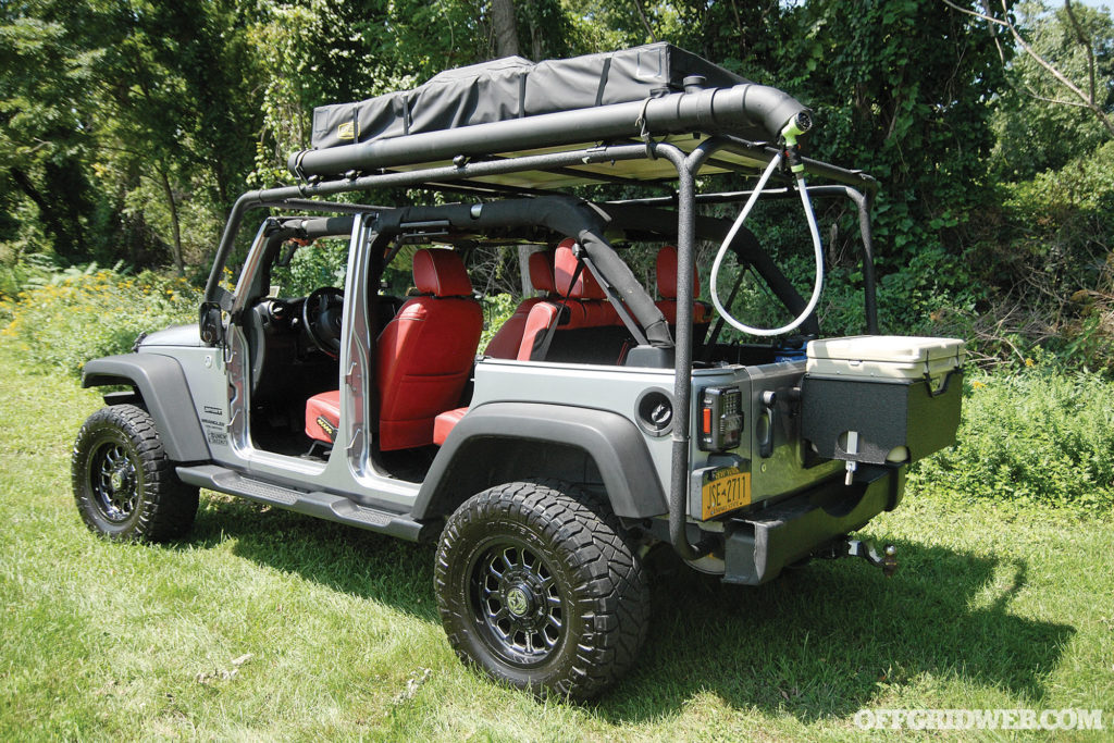 Rainmaker: How to Build a DIY Solar Shower for Your Jeep