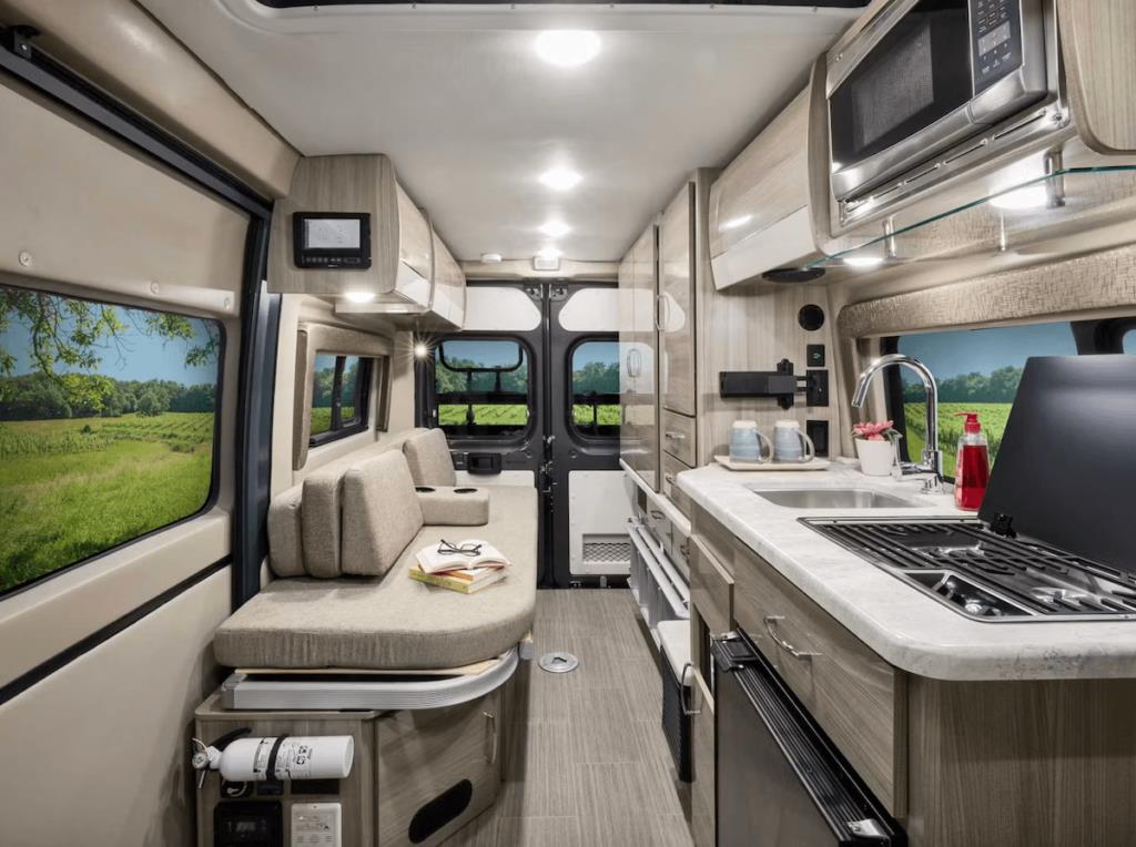 thor-scope-18m-floorplan-best-rv-for-solo-travel-09-2023 