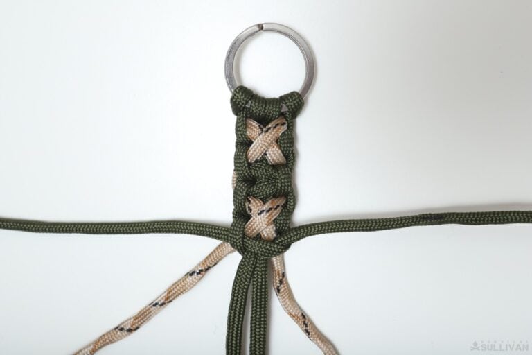 crisscross solomon paracord keychain snugging the seventh weave