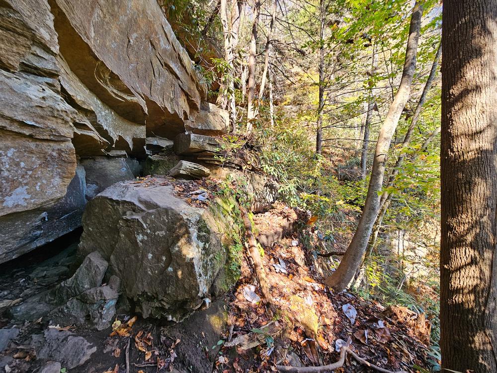 Hopewell Arch Trail