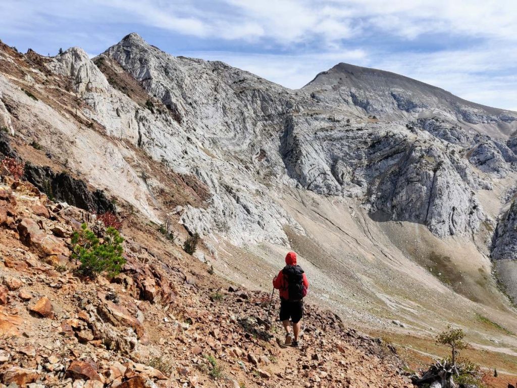 6 Beautiful Backpacking Loop Trails in the Pacific Northwest