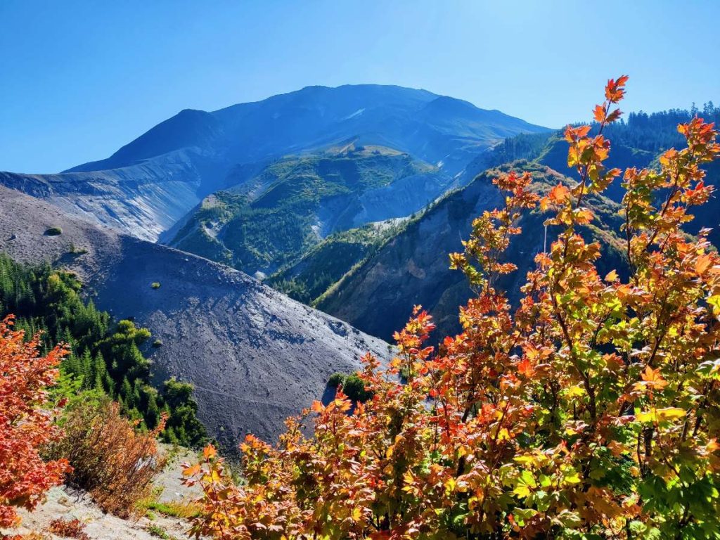 6 Beautiful Backpacking Loop Trails in the Pacific Northwest