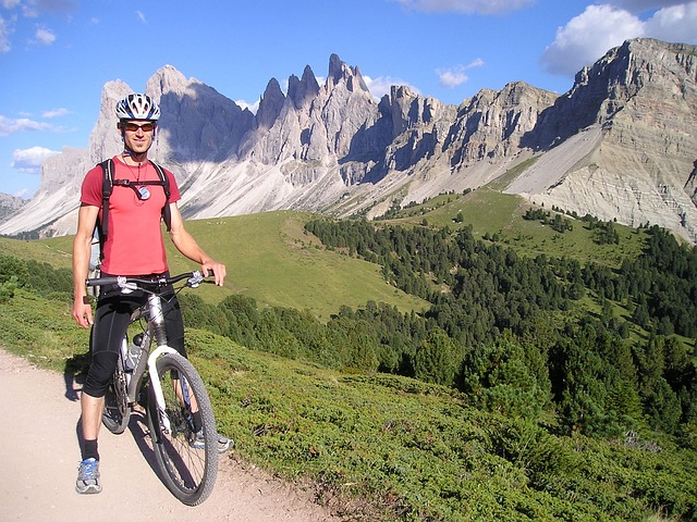 bike, mountain range