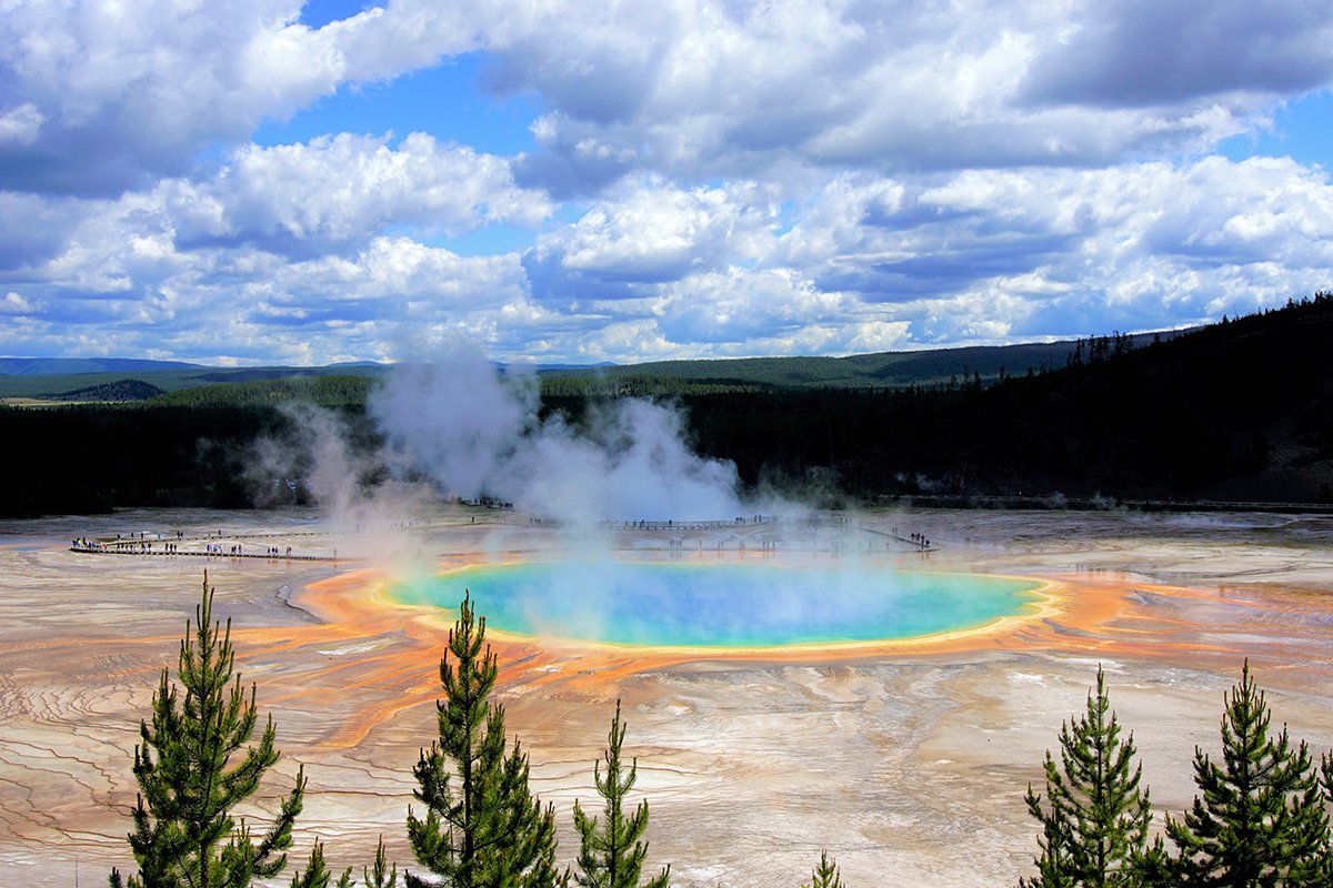 yellowstone-is-better-in-winter
