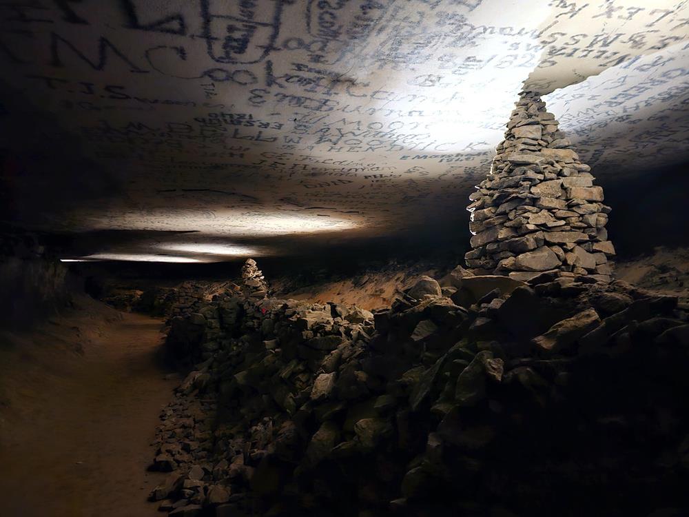 Register Room Mammoth Cave