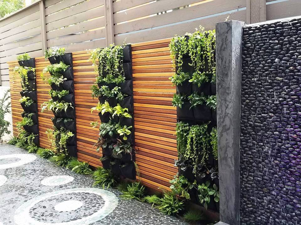 VERTICAL GARDEN