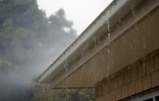 RAIN ON ROOG