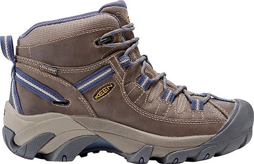 7 Best Hiking Shoes for Plantar Fasciitis