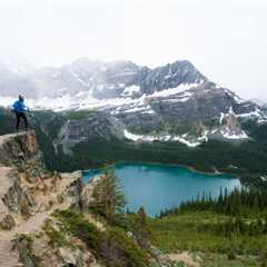 8 Best Hikes in the Canadian Rockies (+ Local Tips!)
