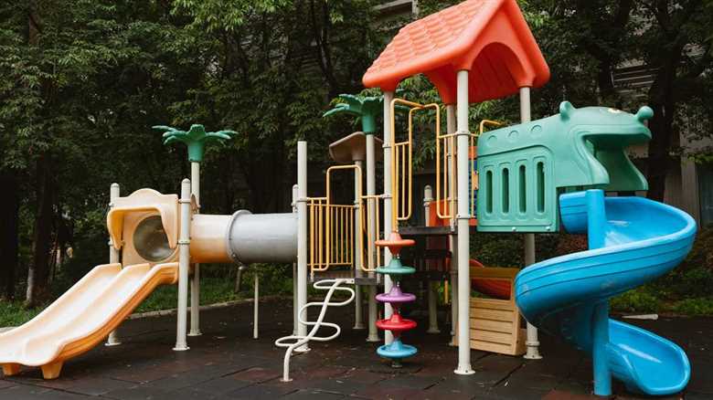 People On High Alert After Finding Extremely Venomous Snake At Surprising Location