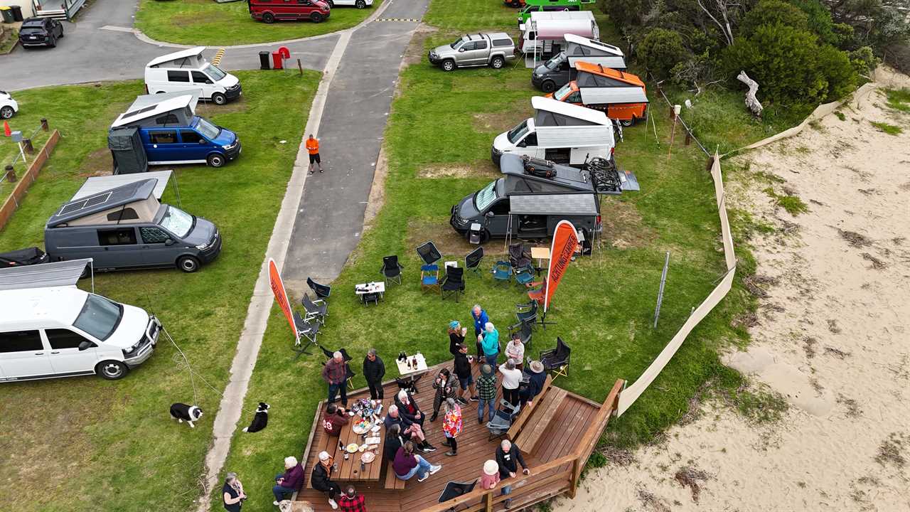 Van & Vino Achtung Camper