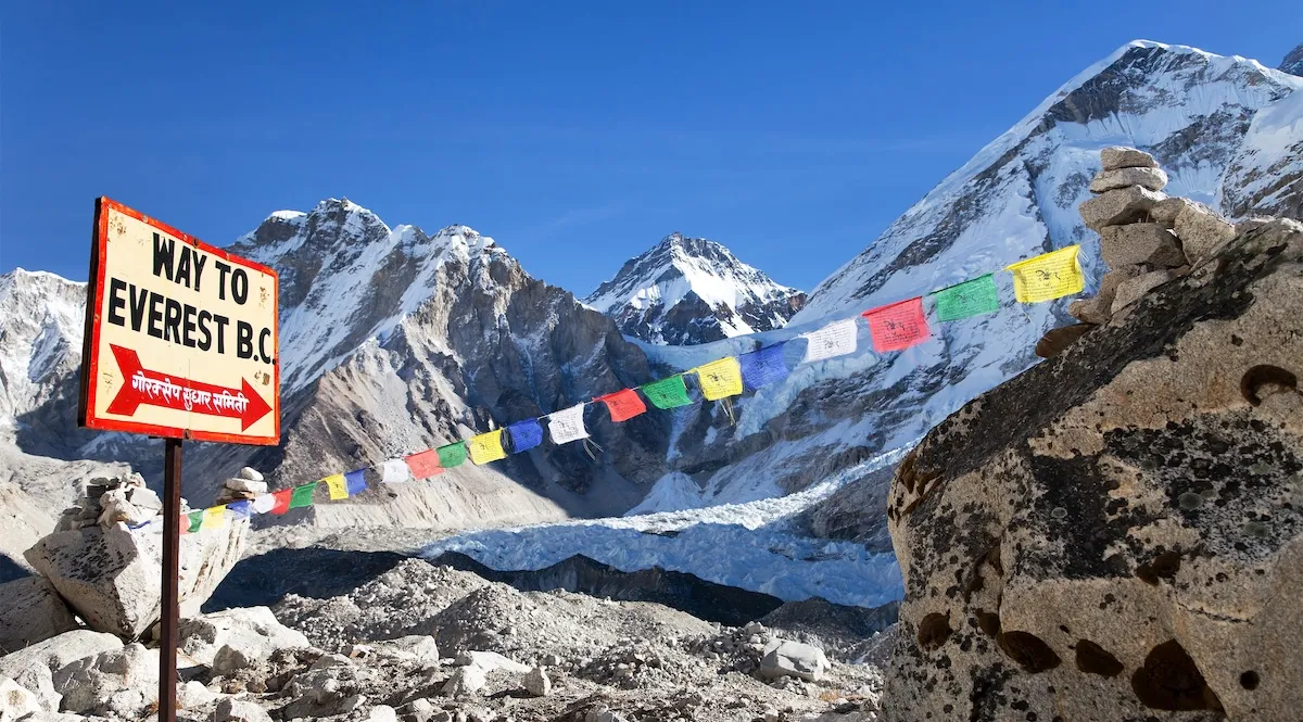 The Everest Sherpa Left for Dead Survived on Ice and Chocolate