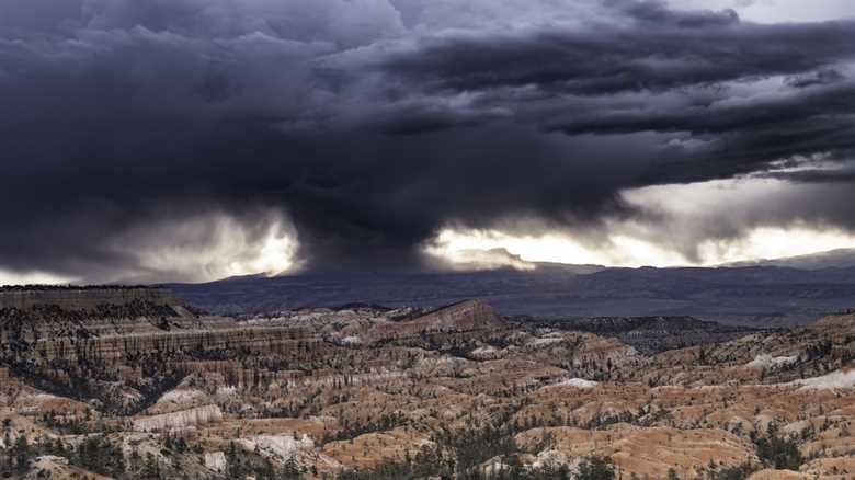 Flooding at Bryce Canyon National Park Prompts Rescue of 11 Hikers